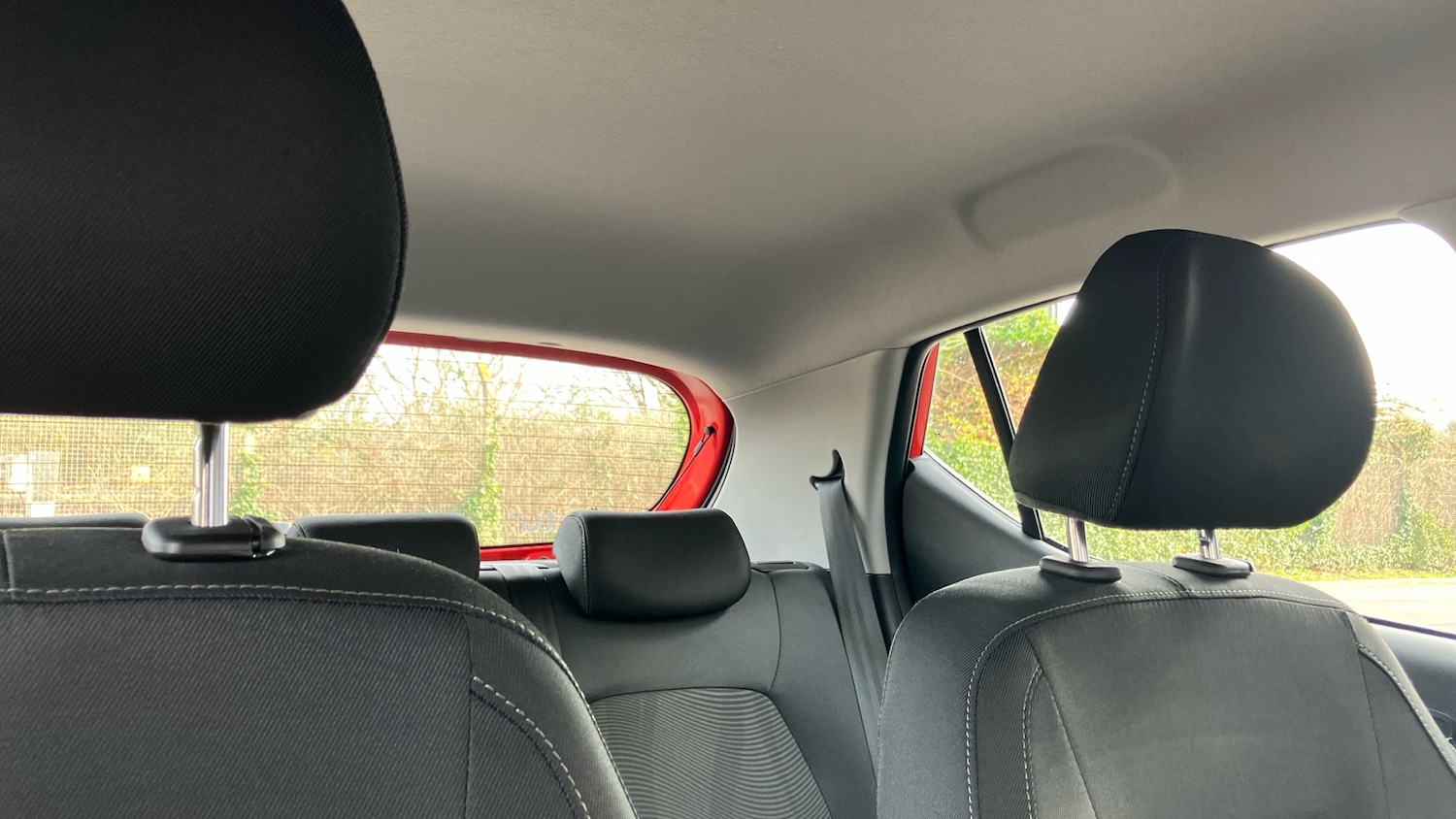 Used Hyundai i10 2018 for sale - 77760472: Photo 38