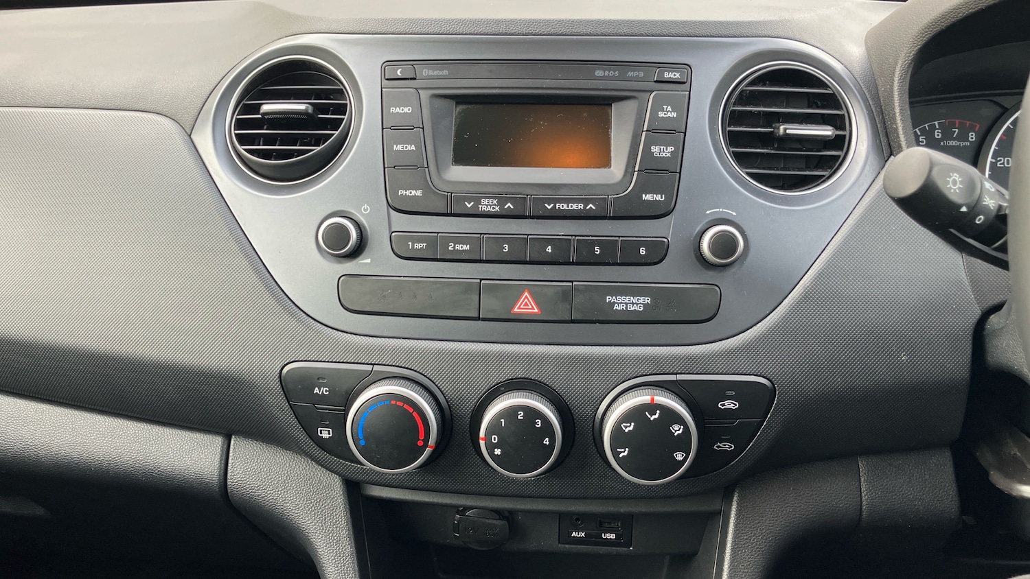 Used Hyundai i10 2018 for sale - 77760472: Photo 41