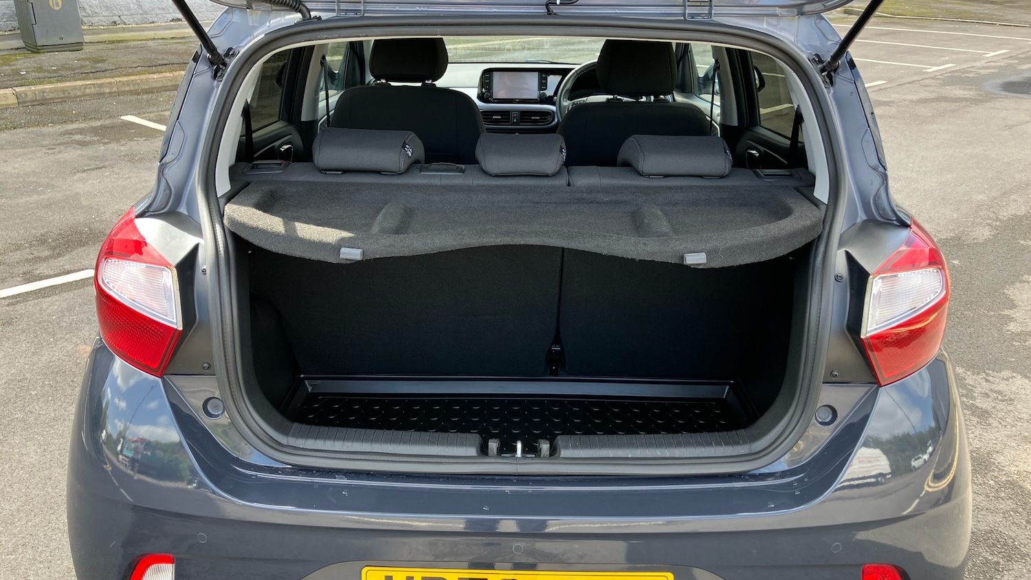 Used Hyundai i10 2023 for sale - 78176360: Photo 4