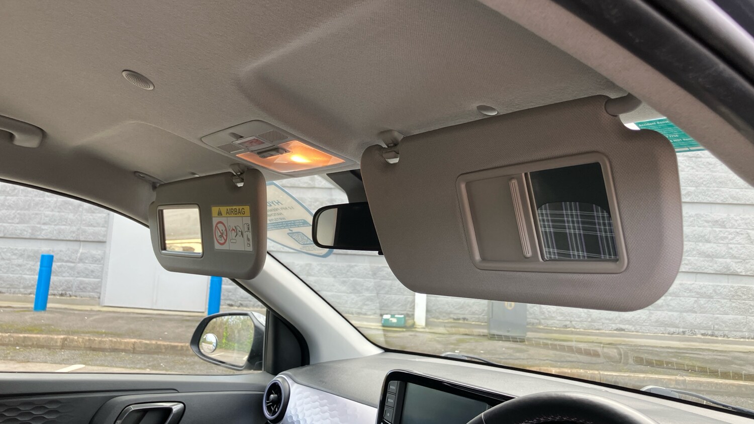 Used Hyundai i10 2023 for sale - 78176360: Photo 43