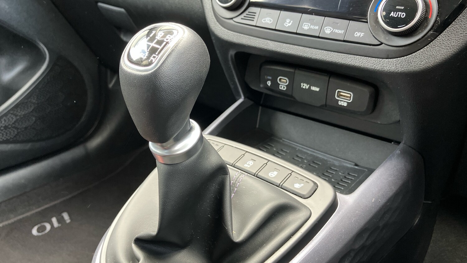 Used Hyundai i10 2023 for sale - 78176360: Photo 44