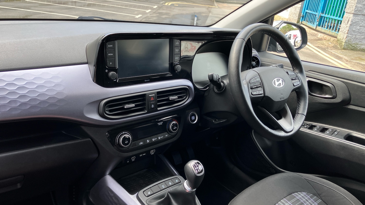 Used Hyundai i10 2023 for sale - 78176360: Photo 9