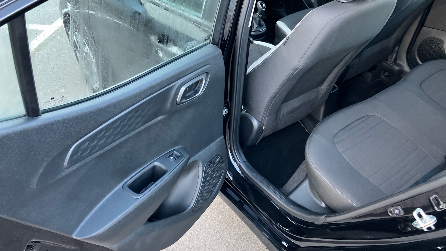 Used Hyundai i10 2025 for sale - 77167931: Photo 32