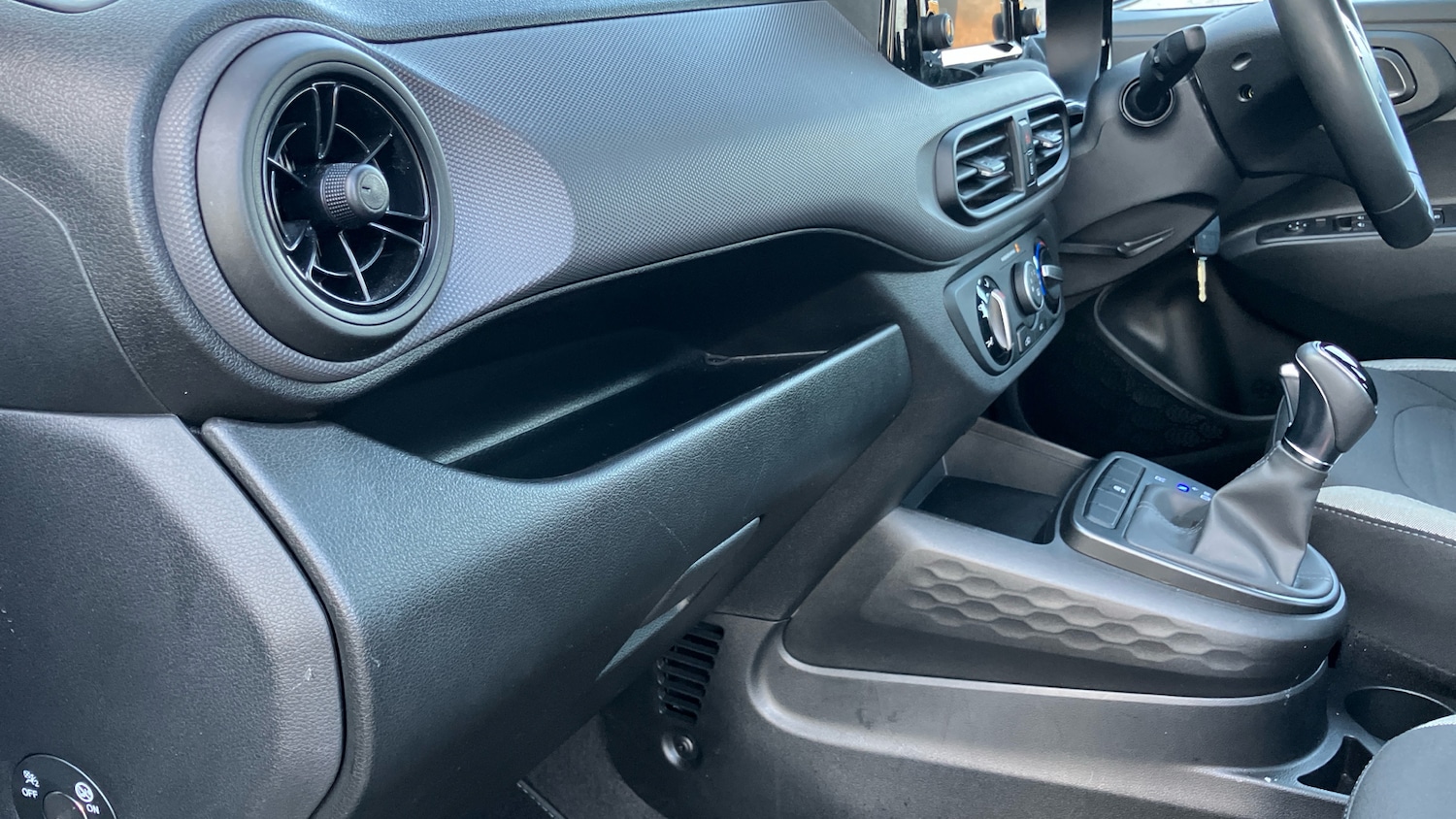 Used Hyundai i10 2025 for sale - 77167931: Photo 36