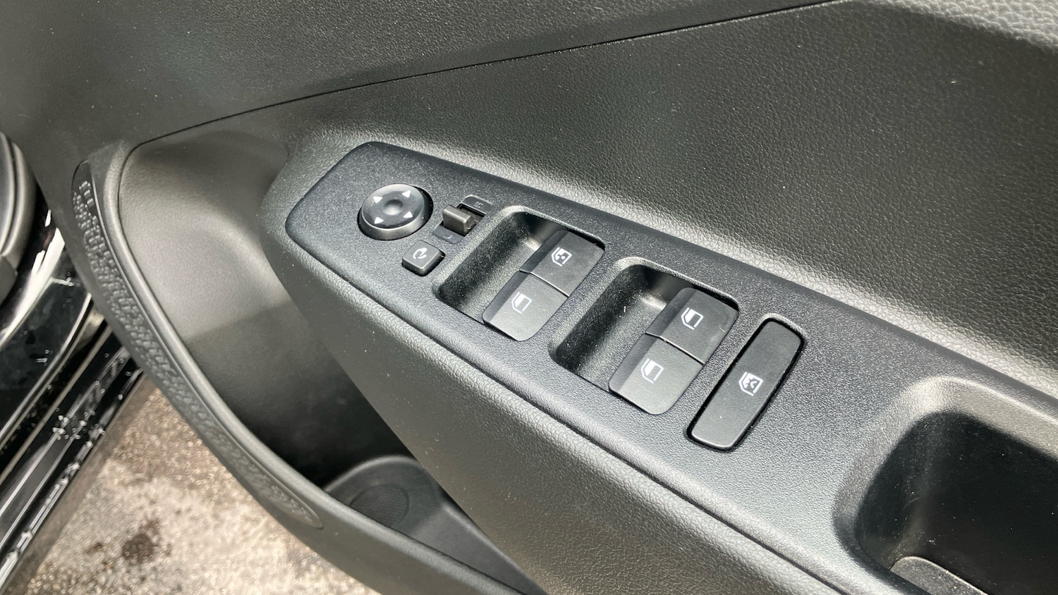 Used Hyundai i10 2024 for sale - 76508068: Photo 33