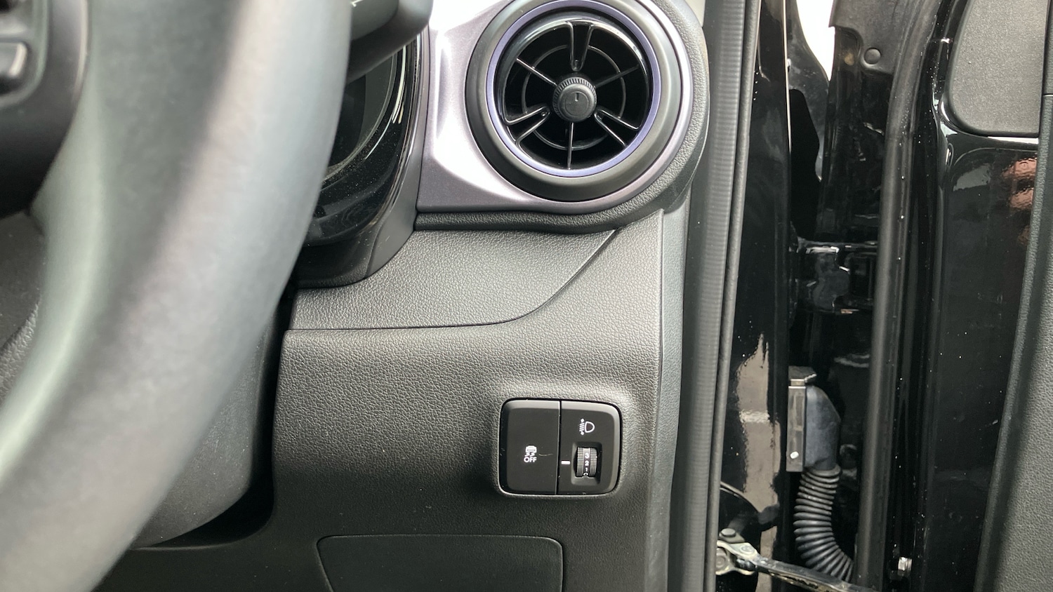 Used Hyundai i10 2024 for sale - 76508068: Photo 36