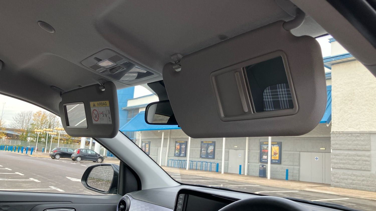 Used Hyundai i10 2024 for sale - 76508068: Photo 38