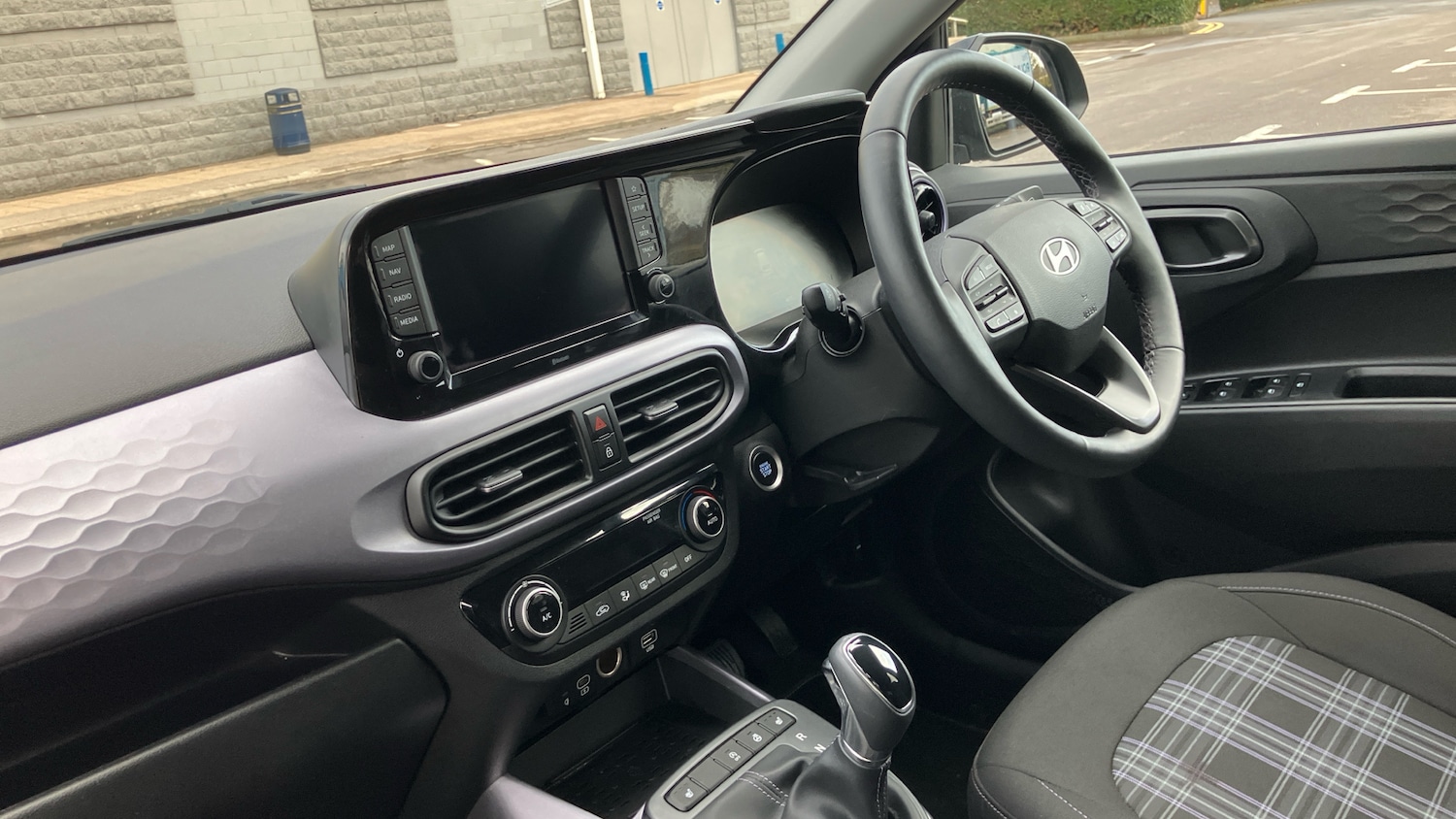 Used Hyundai i10 2024 for sale - 76508068: Photo 9