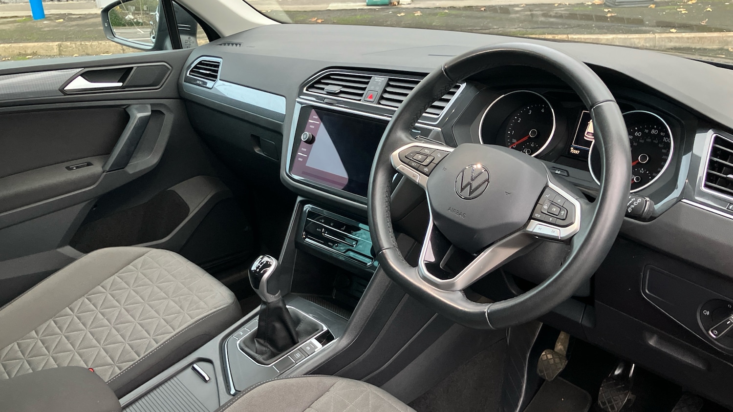 Used Volkswagen Tiguan 2023 for sale - 76479488: Photo 11