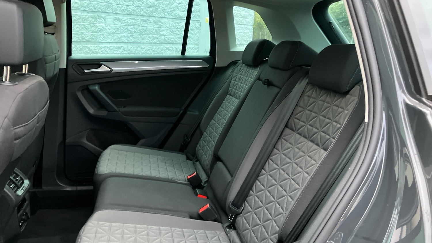 Used Volkswagen Tiguan 2023 for sale - 76479488: Photo 16