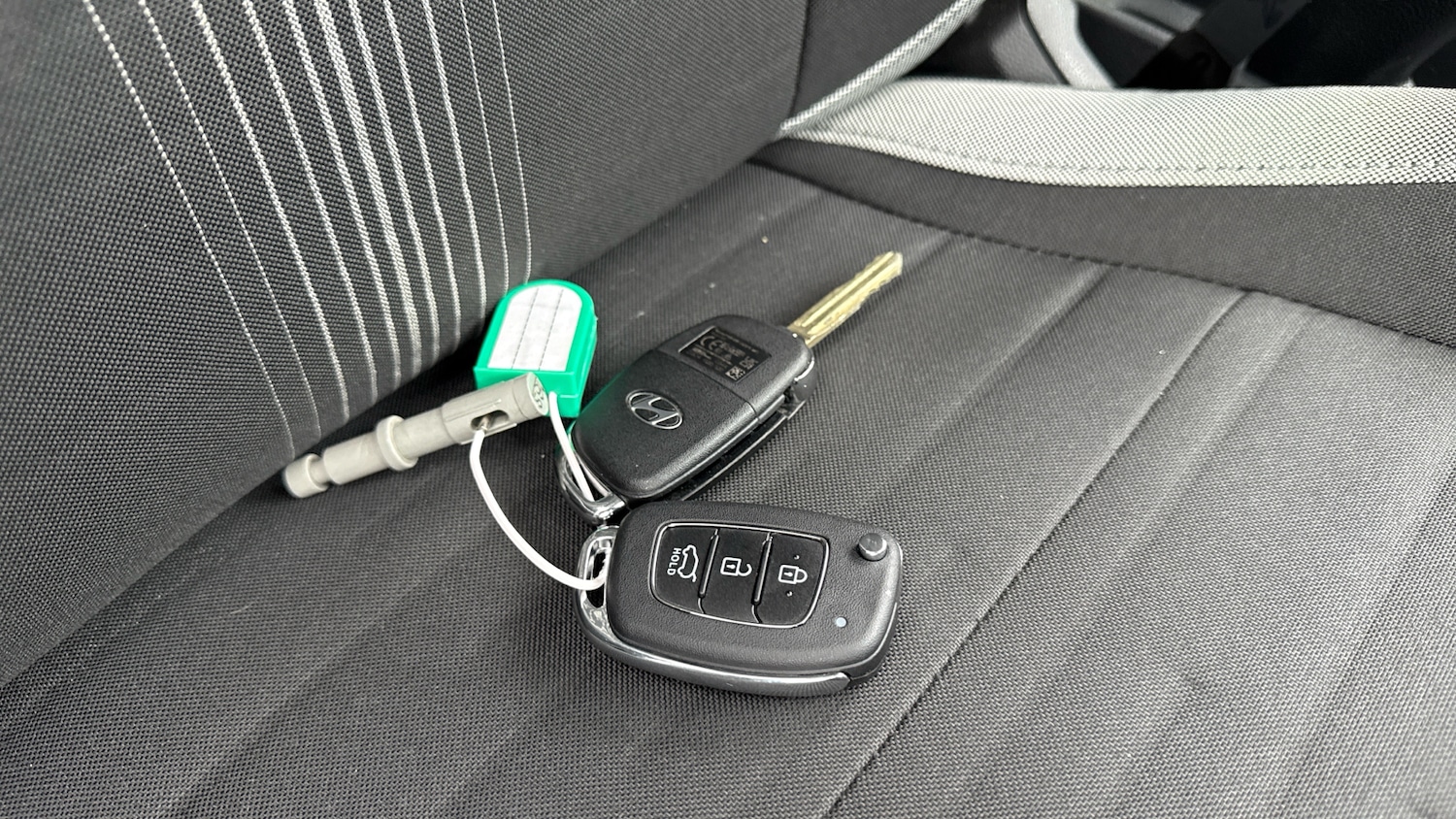 Used Hyundai i10 2024 for sale - 77450238: Photo 20