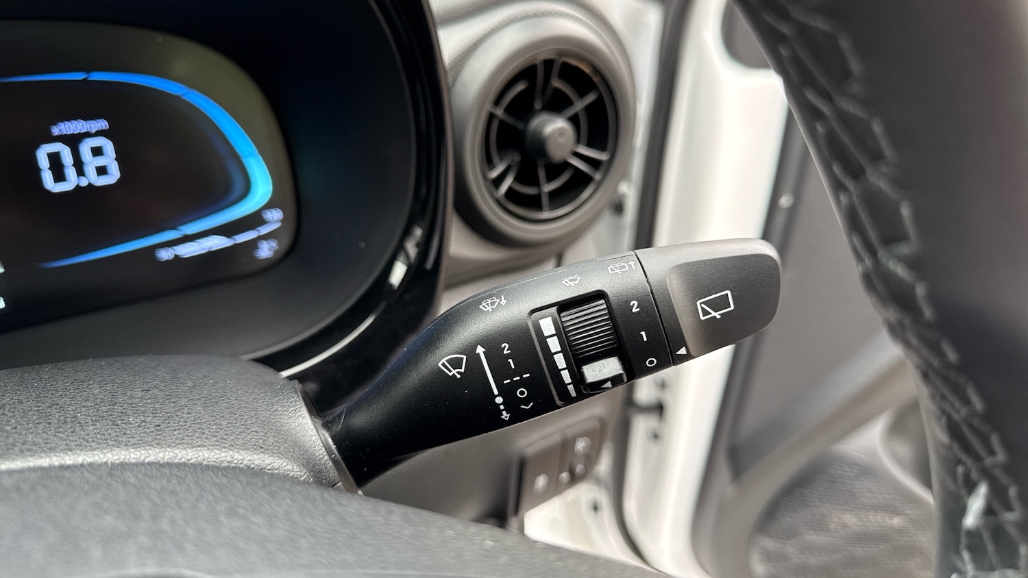 Used Hyundai i10 2024 for sale - 77450238: Photo 25