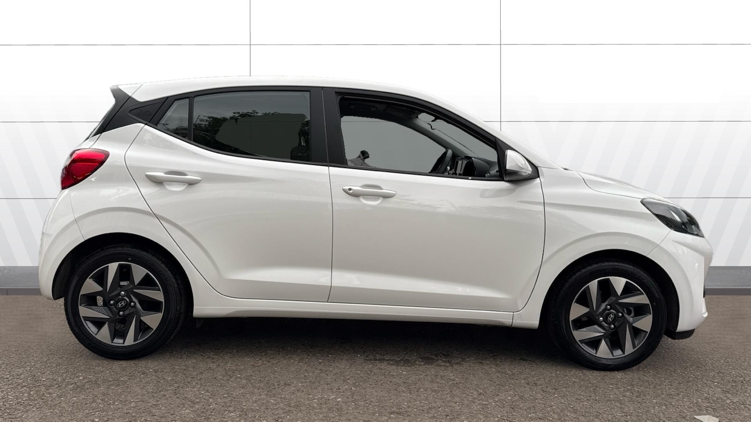 Used Hyundai i10 2024 for sale - 77450238: Photo 5