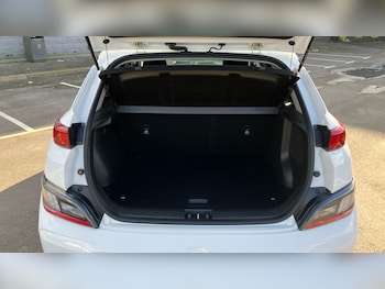 Used Hyundai KONA 2021 for sale - 77700881: Photo