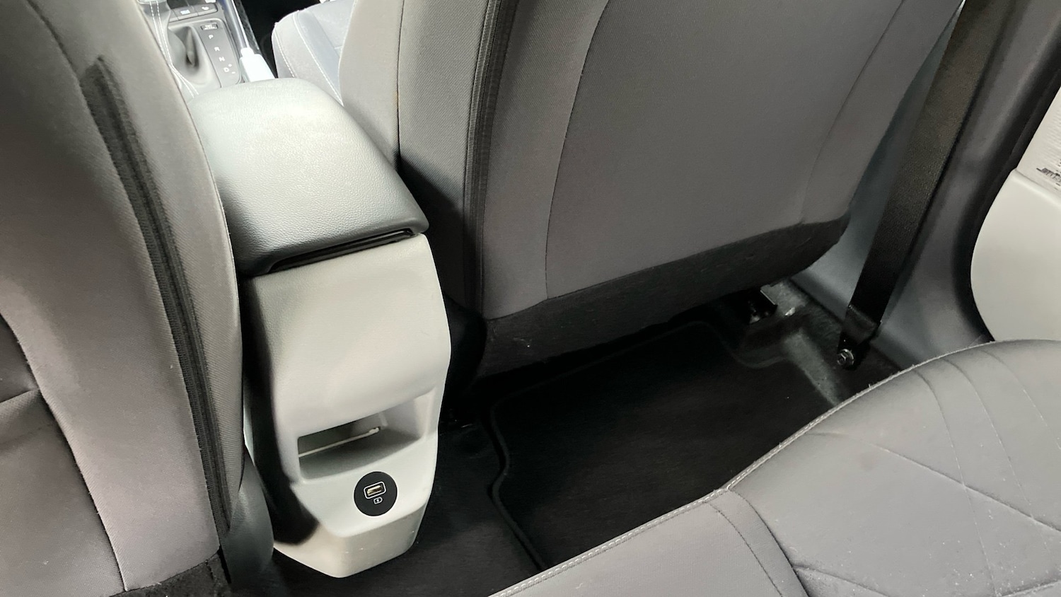 Used Hyundai BAYON 2021 for sale - 77149202: Photo 34