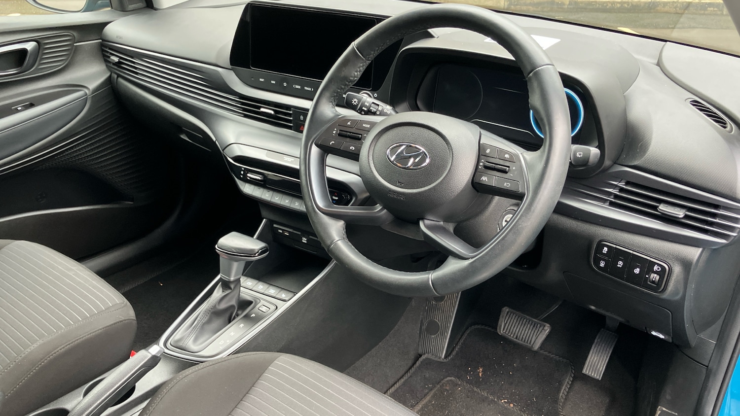 Used Hyundai i20 2023 for sale - 76904897: Photo 11