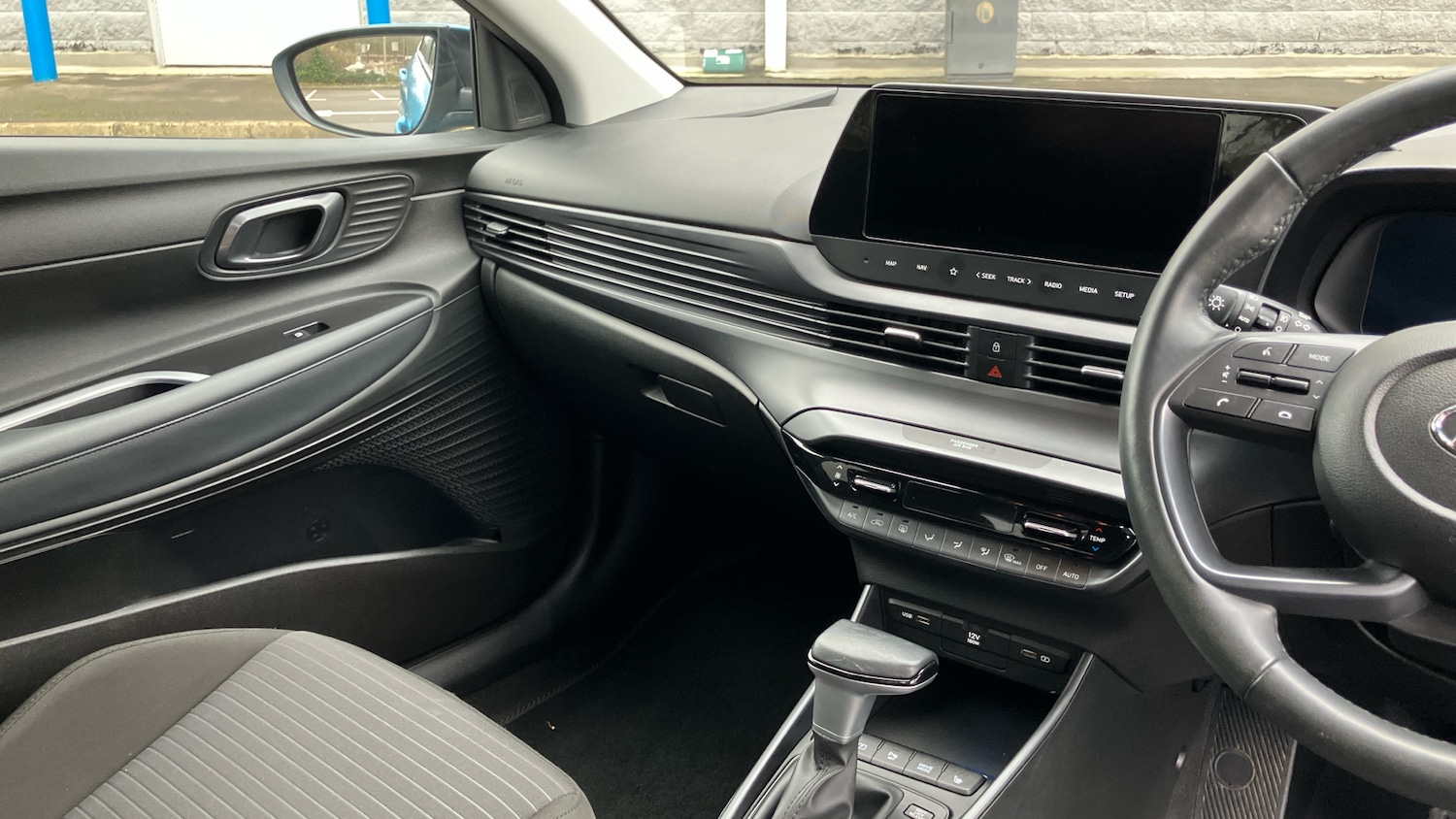 Used Hyundai i20 2023 for sale - 76904897: Photo 14