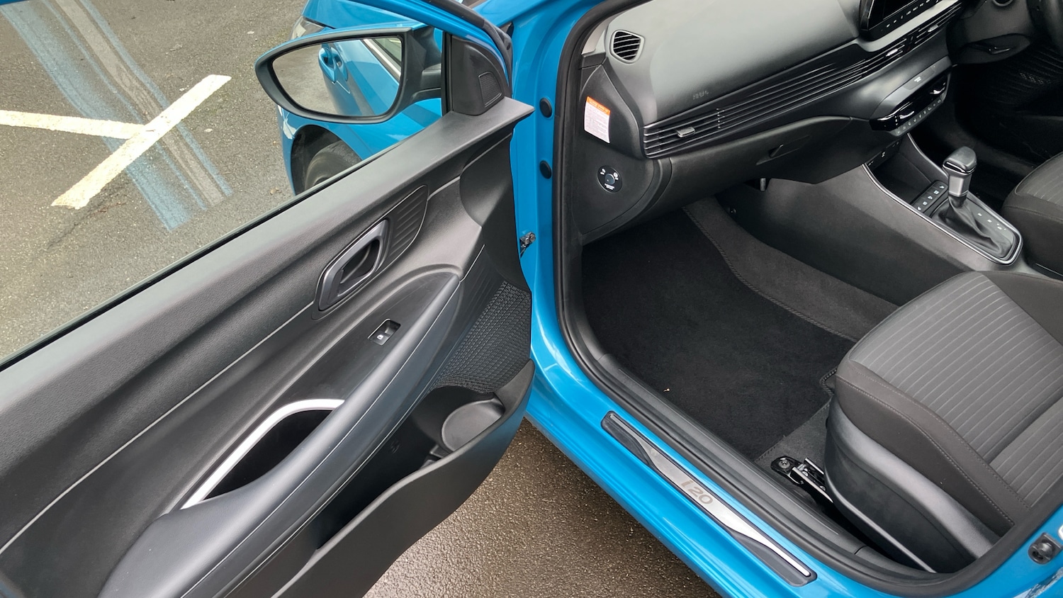 Used Hyundai i20 2023 for sale - 76904897: Photo 33