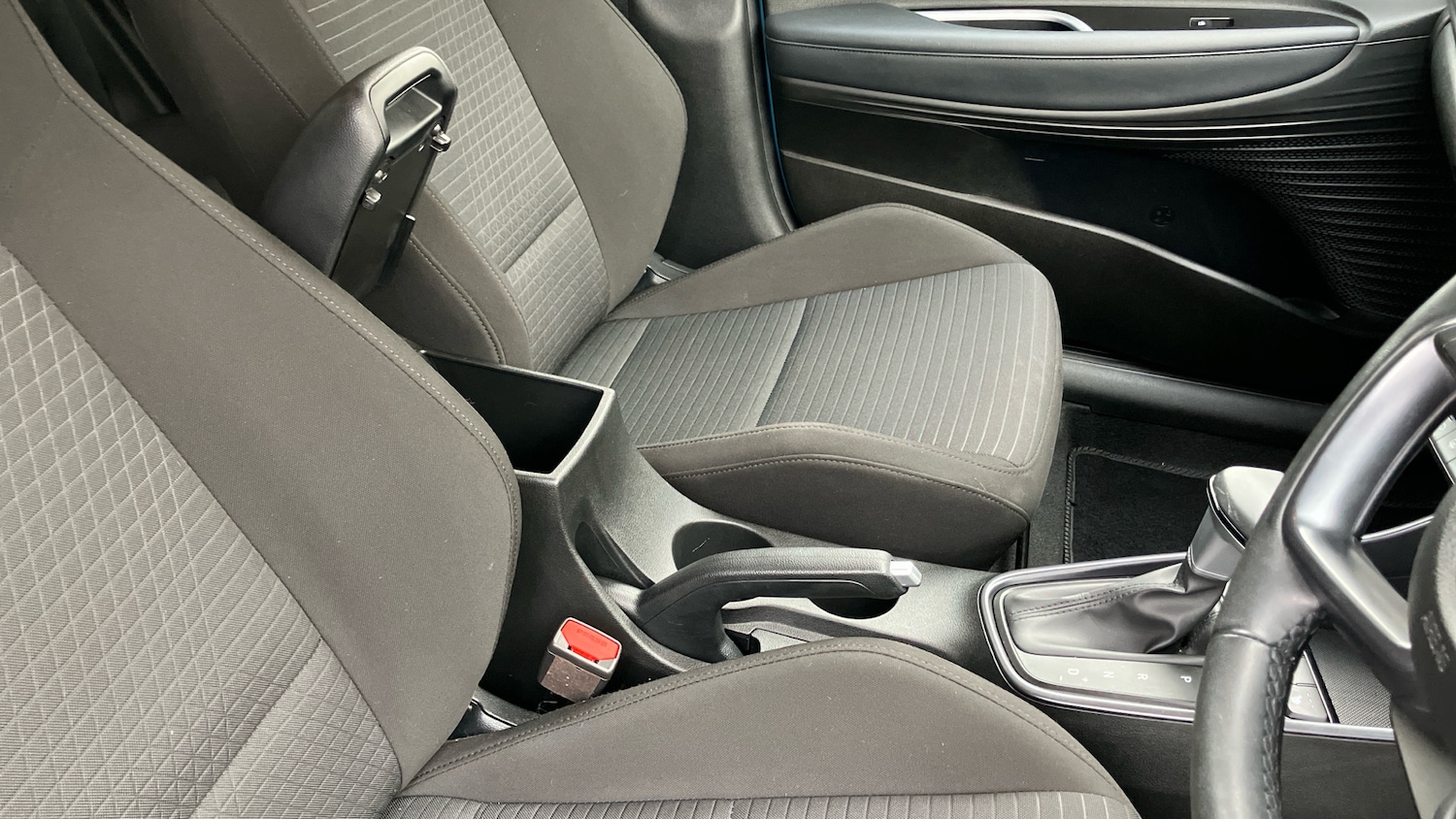 Used Hyundai i20 2023 for sale - 76904897: Photo 39