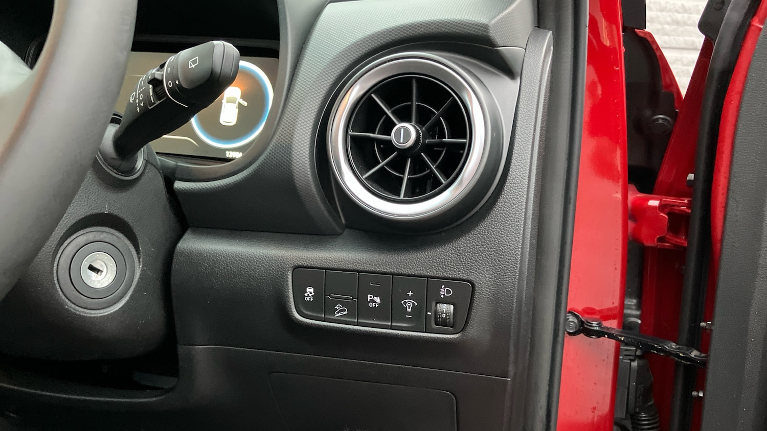 Used Hyundai KONA 2022 for sale - 77003207: Photo 38