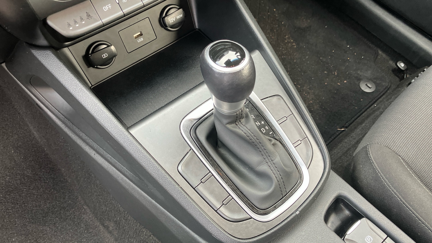 Used Hyundai KONA 2022 for sale - 76891618: Photo 13