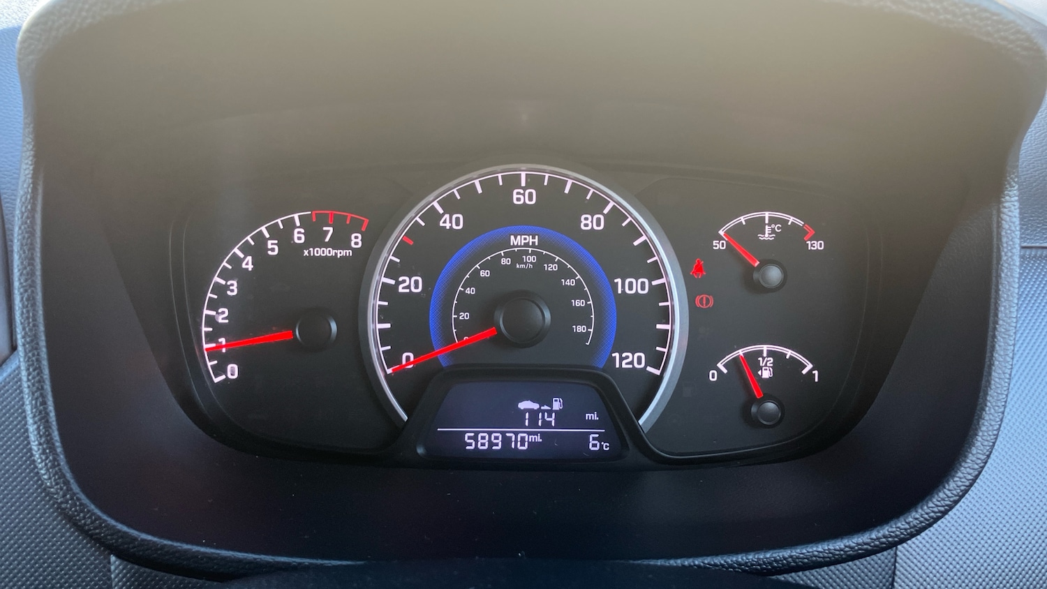 Used Hyundai i10 2017 for sale - 76777979: Photo 18