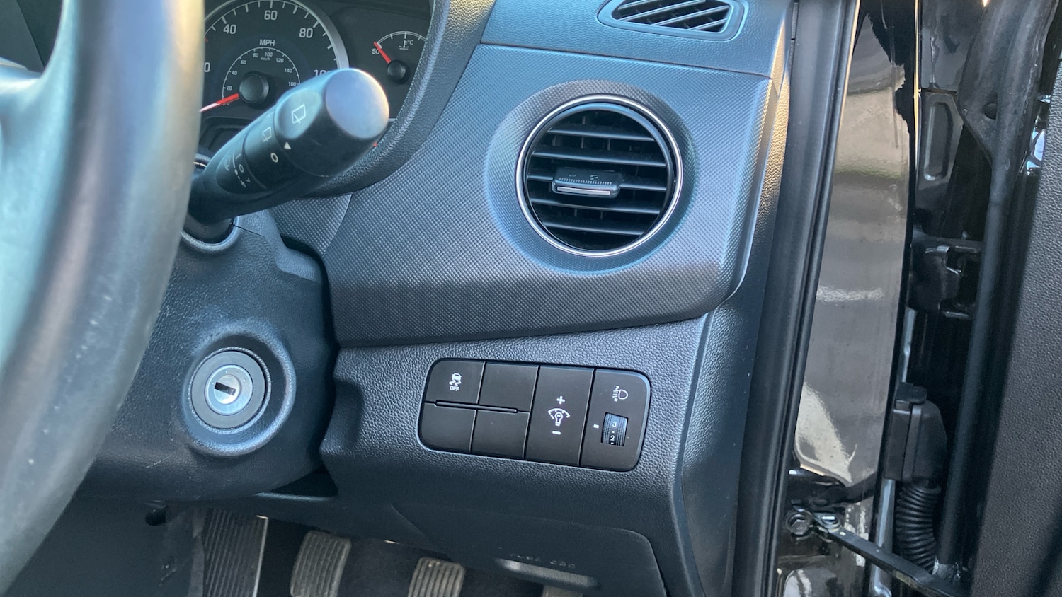 Used Hyundai i10 2017 for sale - 76777979: Photo 37