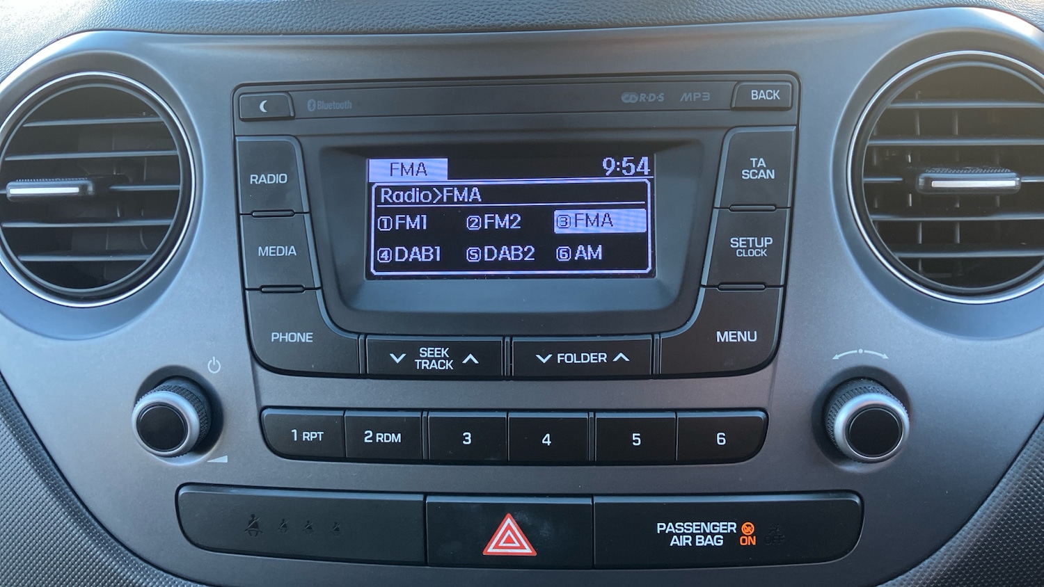 Used Hyundai i10 2017 for sale - 76777979: Photo 45