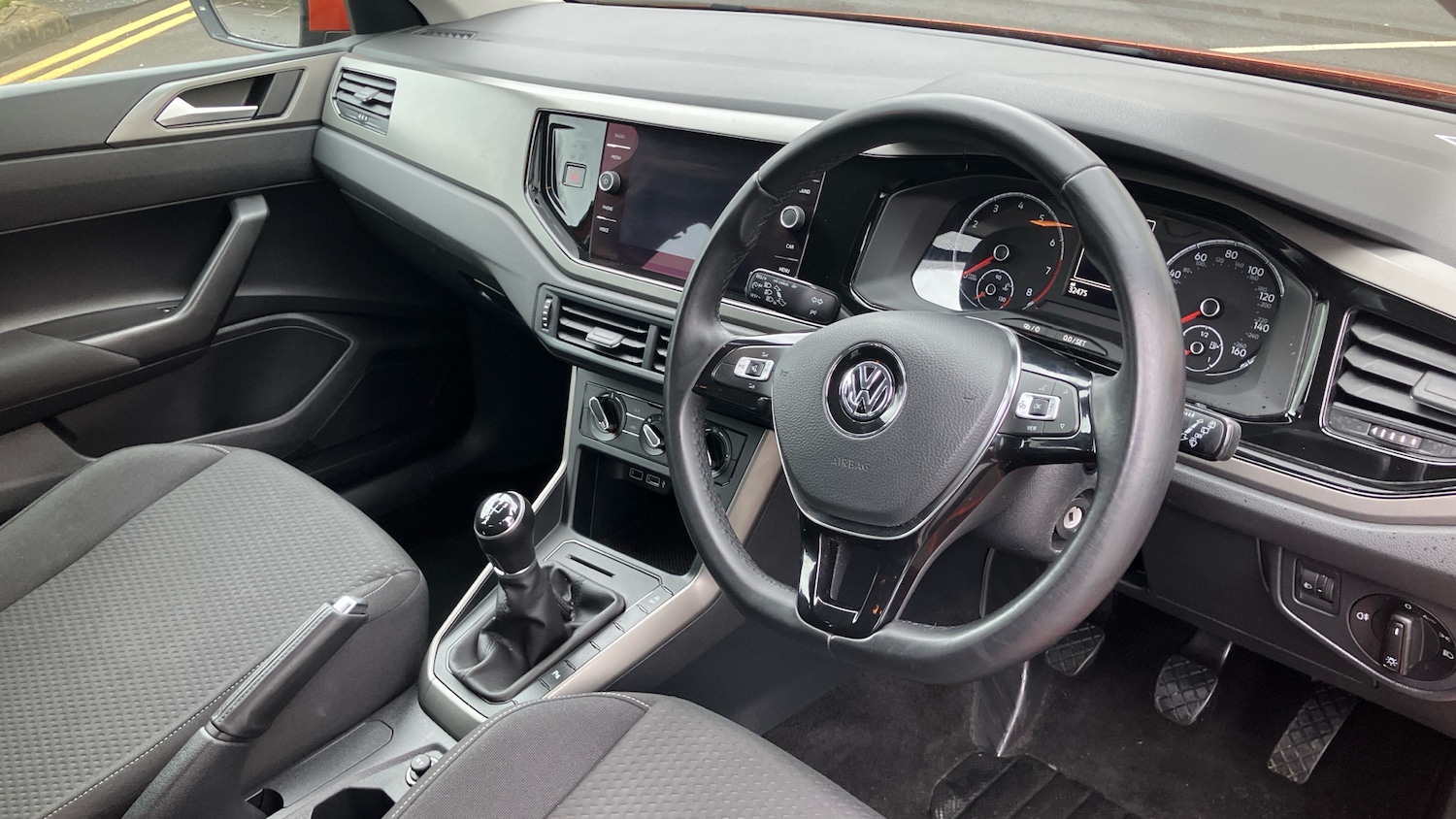 Used Volkswagen Polo 2018 for sale - 77679355: Photo 11