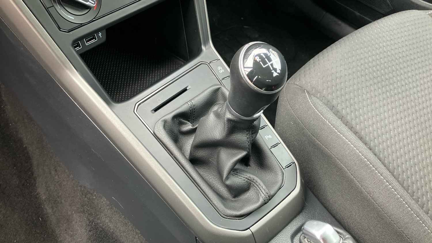 Used Volkswagen Polo 2018 for sale - 77679355: Photo 13