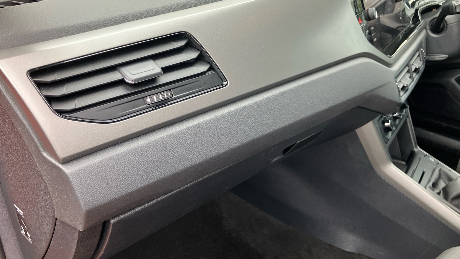 Used Volkswagen Polo 2018 for sale - 77679355: Photo 35