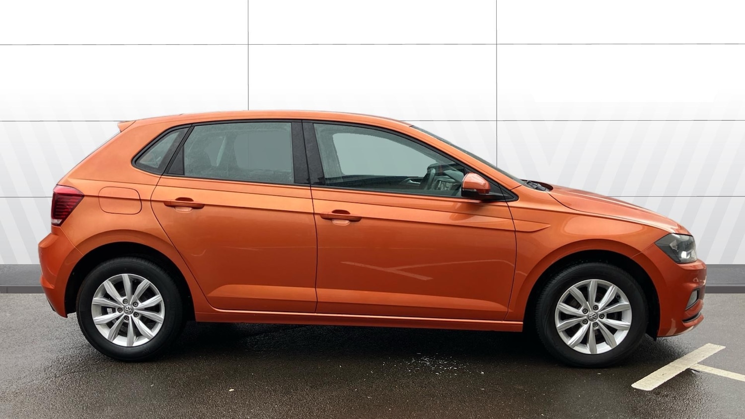 Used Volkswagen Polo 2018 for sale - 77679355: Photo 5