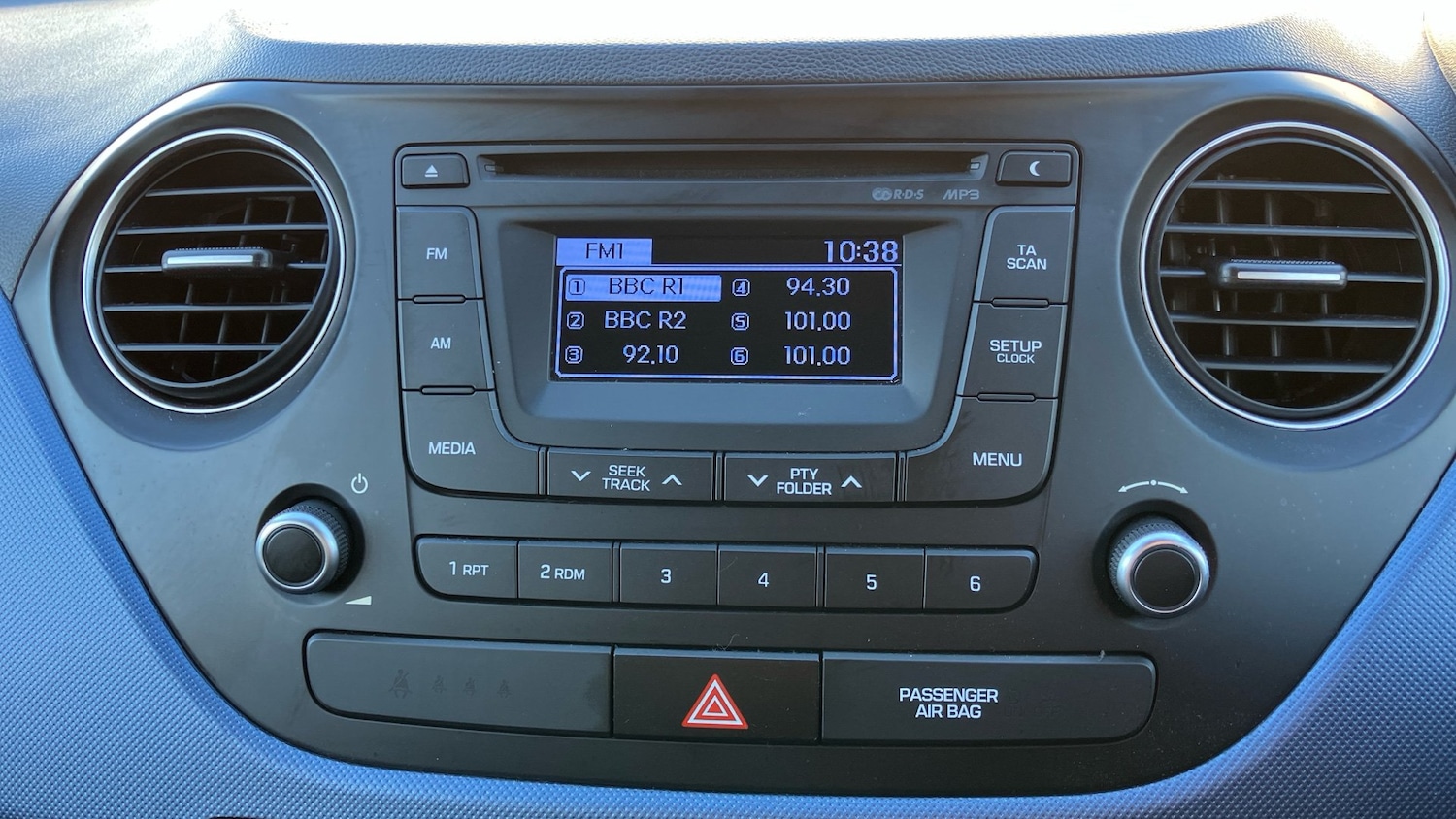 Used Hyundai i10 2015 for sale - 76683992: Photo 12