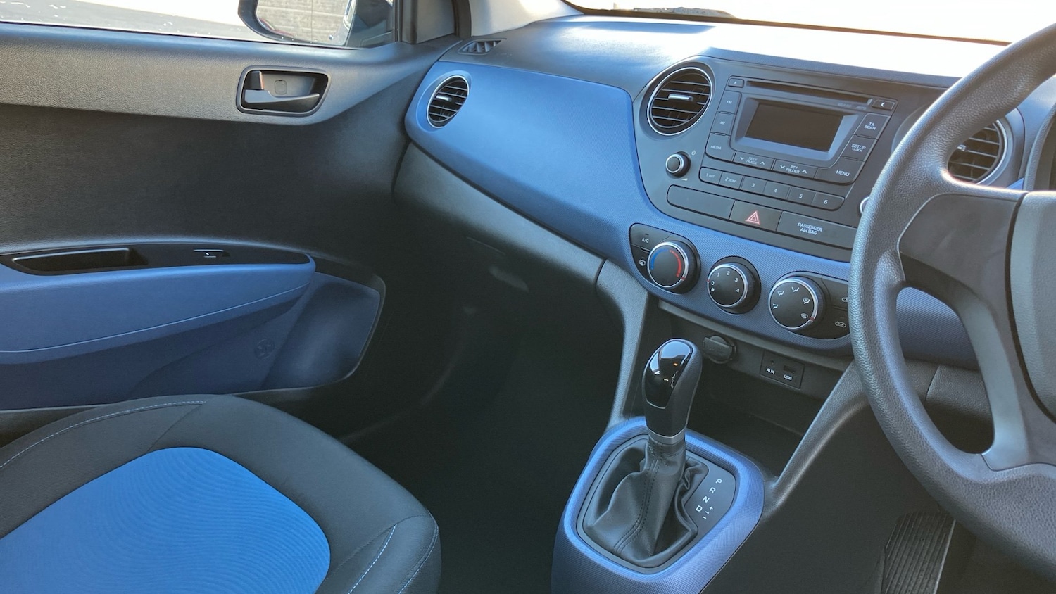 Used Hyundai i10 2015 for sale - 76683992: Photo 14