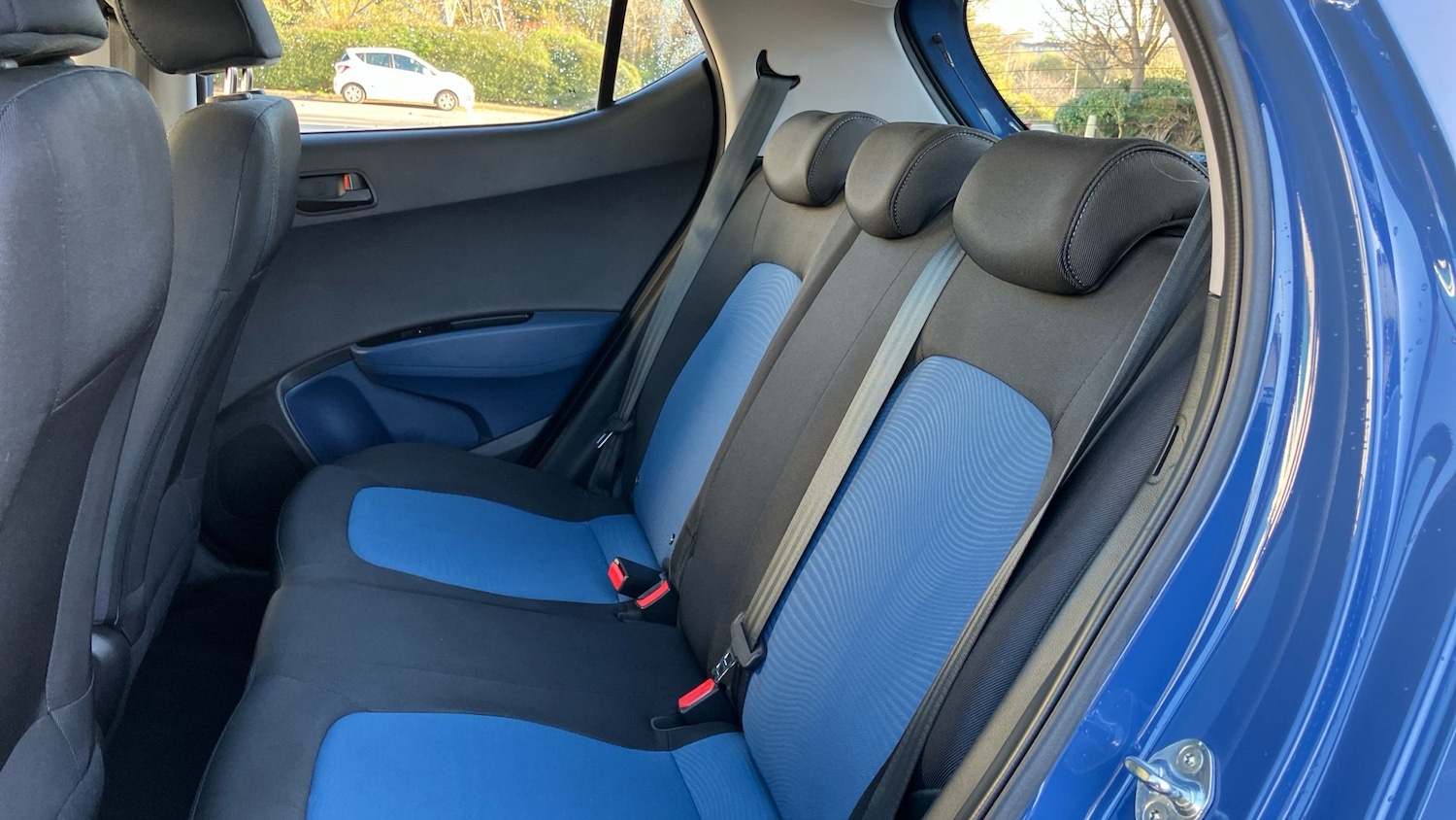 Used Hyundai i10 2015 for sale - 76683992: Photo 16