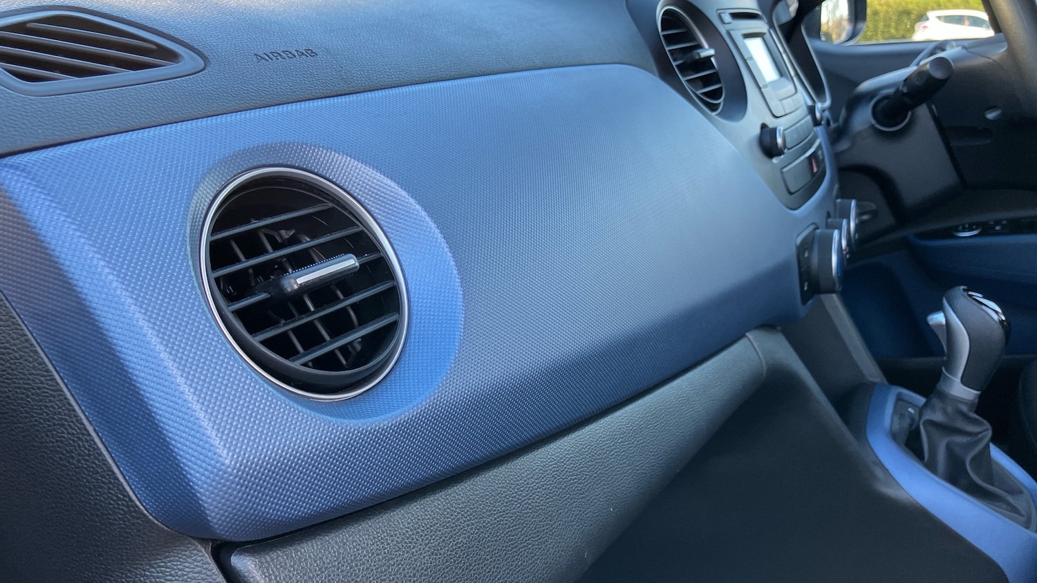 Used Hyundai i10 2015 for sale - 76683992: Photo 31