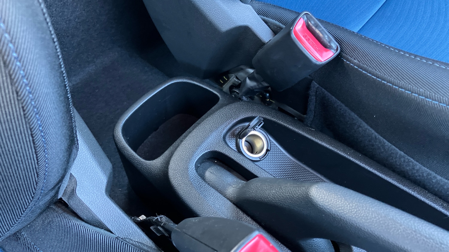 Used Hyundai i10 2015 for sale - 76683992: Photo 37