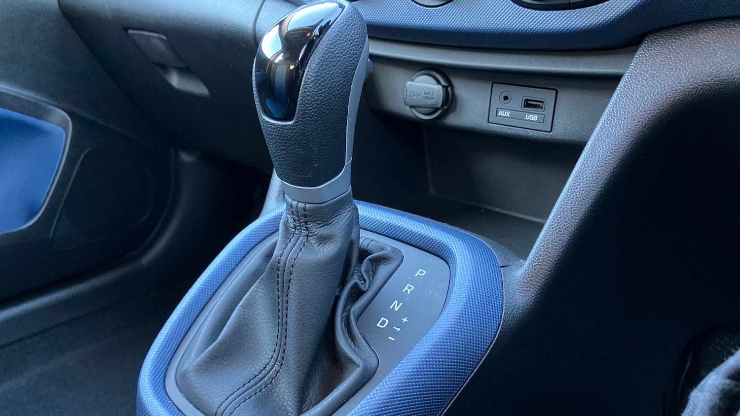 Used Hyundai i10 2015 for sale - 76683992: Photo 40