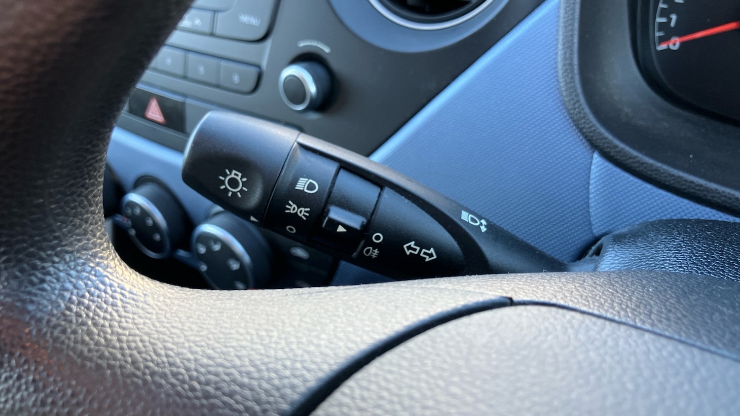 Used Hyundai i10 2015 for sale - 76683992: Photo 43