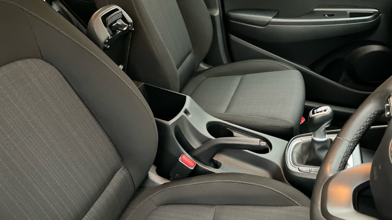 Used Hyundai KONA 2022 for sale - 76894360: Photo 42