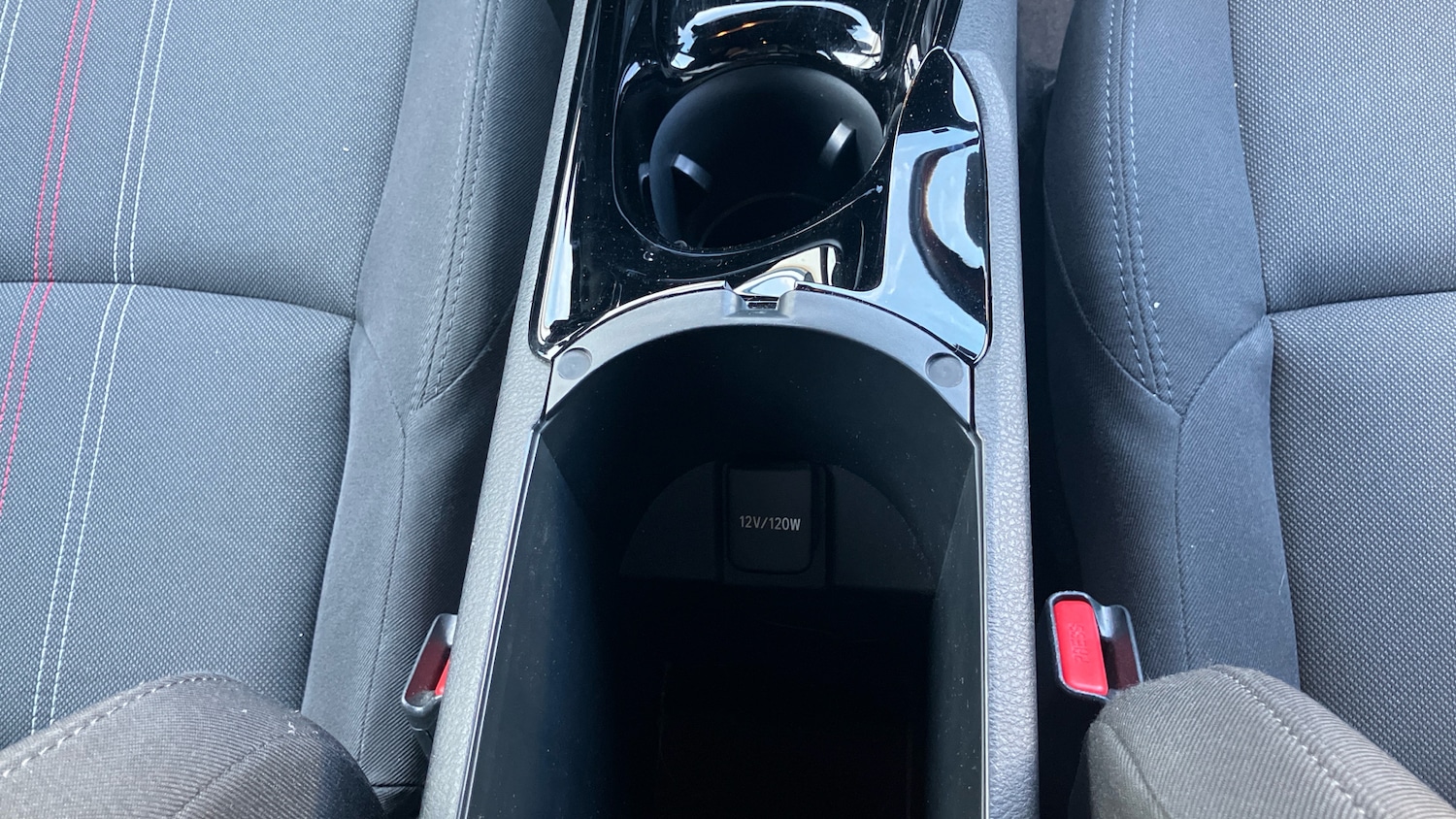 Used Toyota C-HR 2022 for sale - 75788669: Photo 45