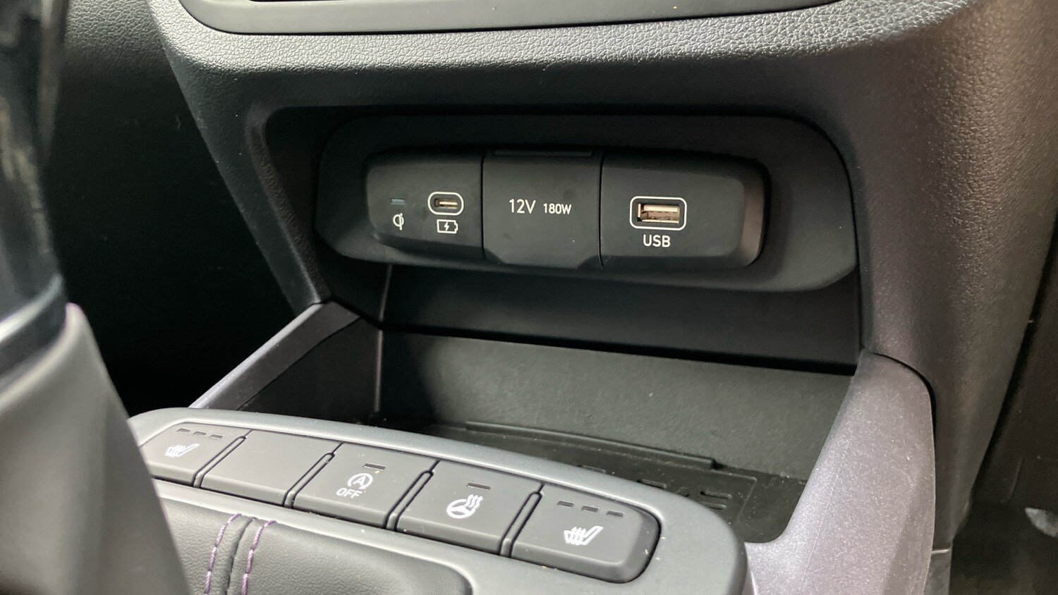 Used Hyundai i10 2024 for sale - 76983857: Photo 37