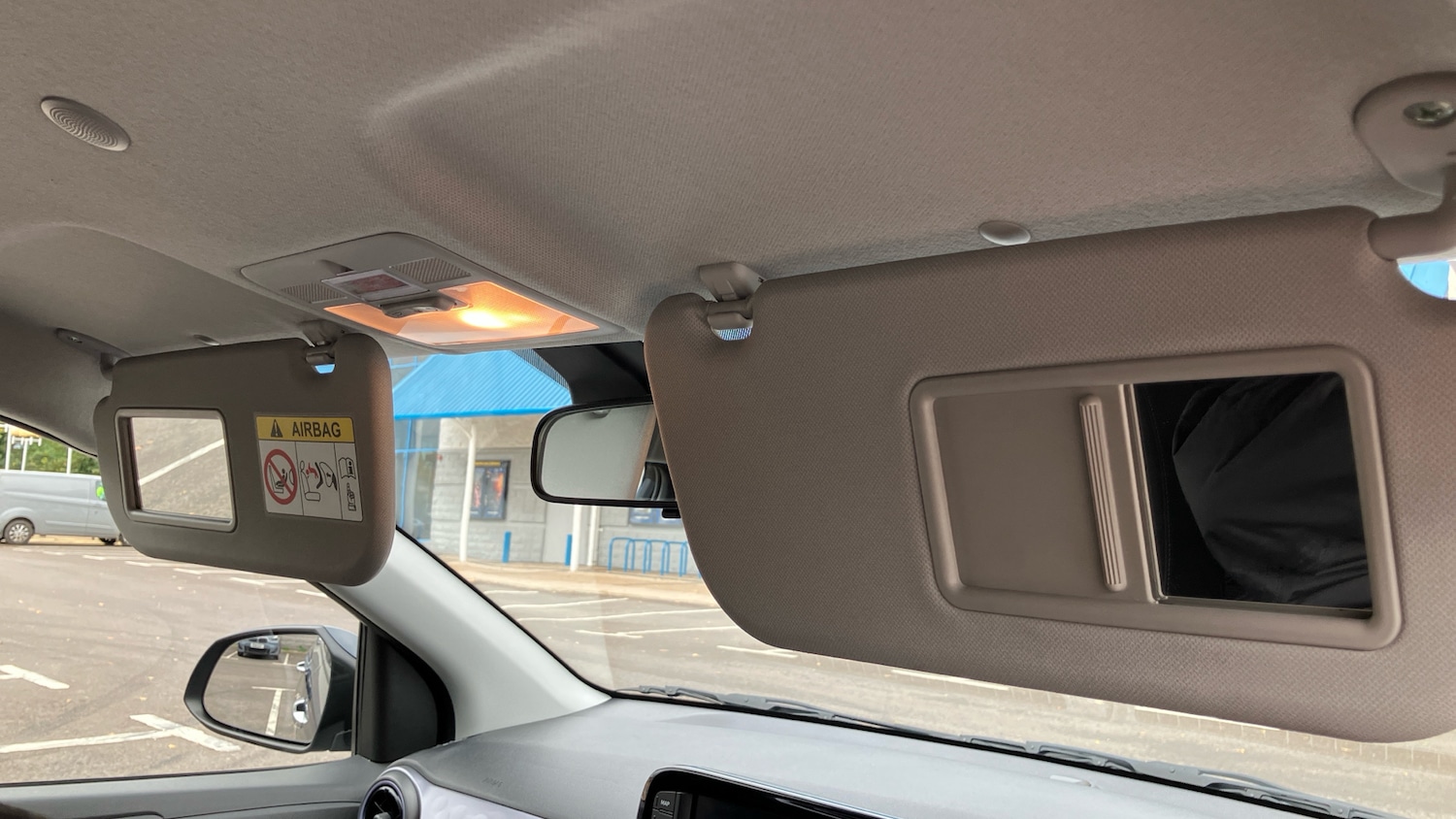 Used Hyundai i10 2024 for sale - 76983857: Photo 42