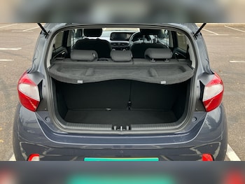 Used Hyundai i10 2024 for sale - 76983857: Photo