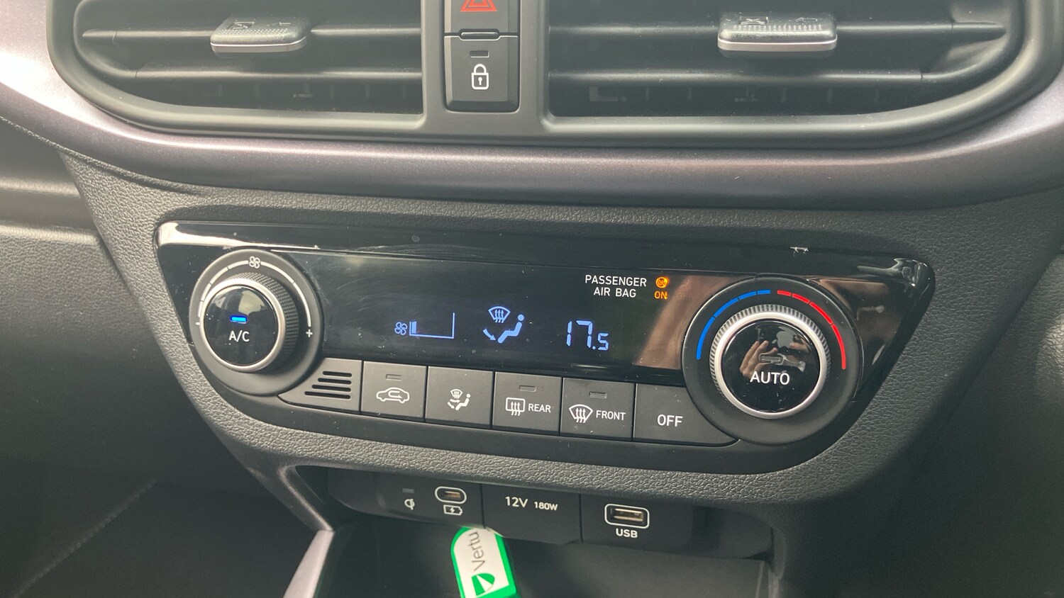 Used Hyundai i10 2024 for sale - 76115718: Photo 29