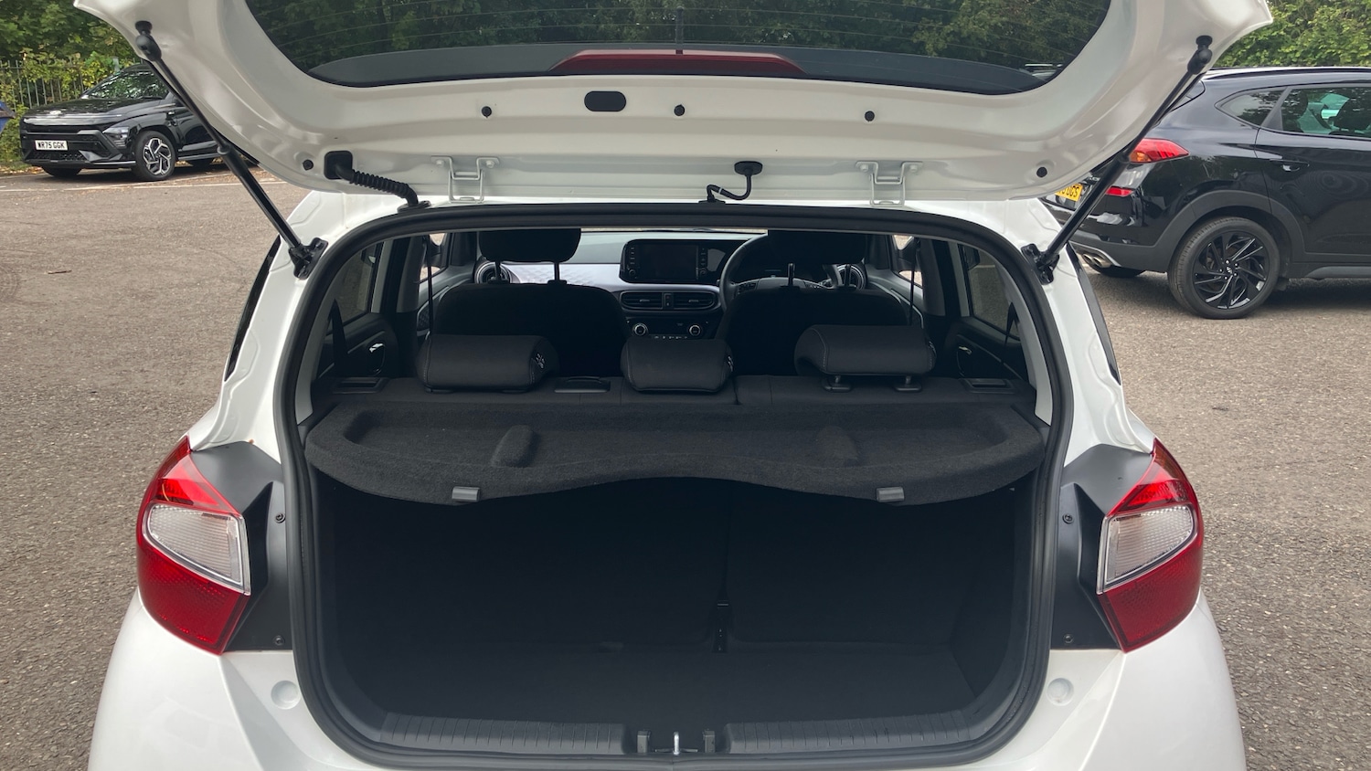 Used Hyundai i10 2024 for sale - 76115718: Photo 4