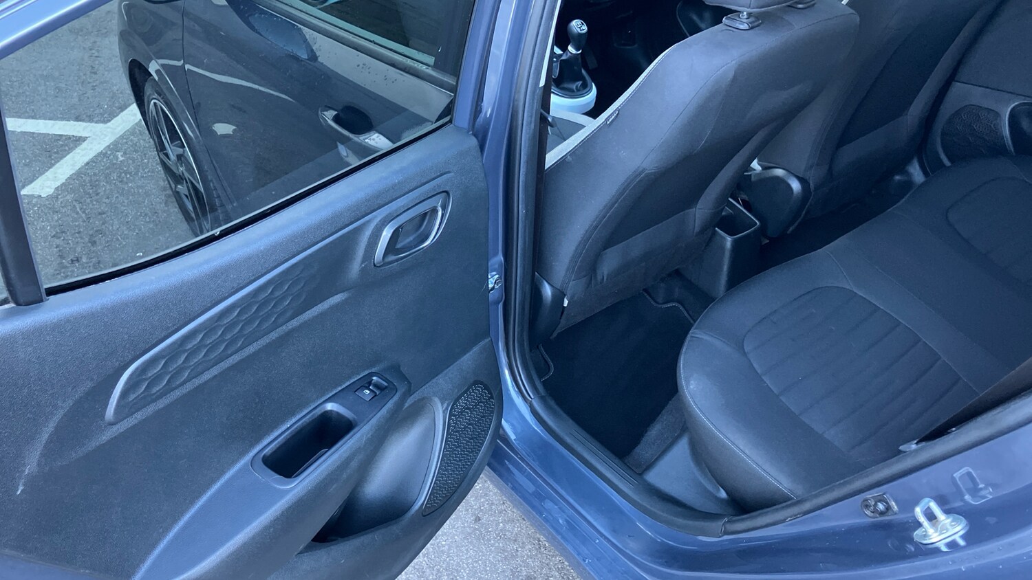 Used Hyundai i10 2022 for sale - 77435629: Photo 30