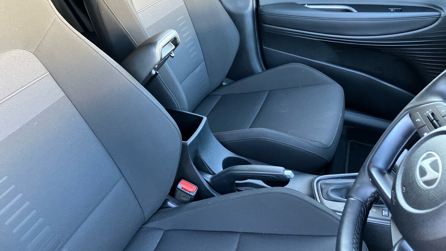 Used Hyundai BAYON 2024 for sale - 76115699: Photo 39