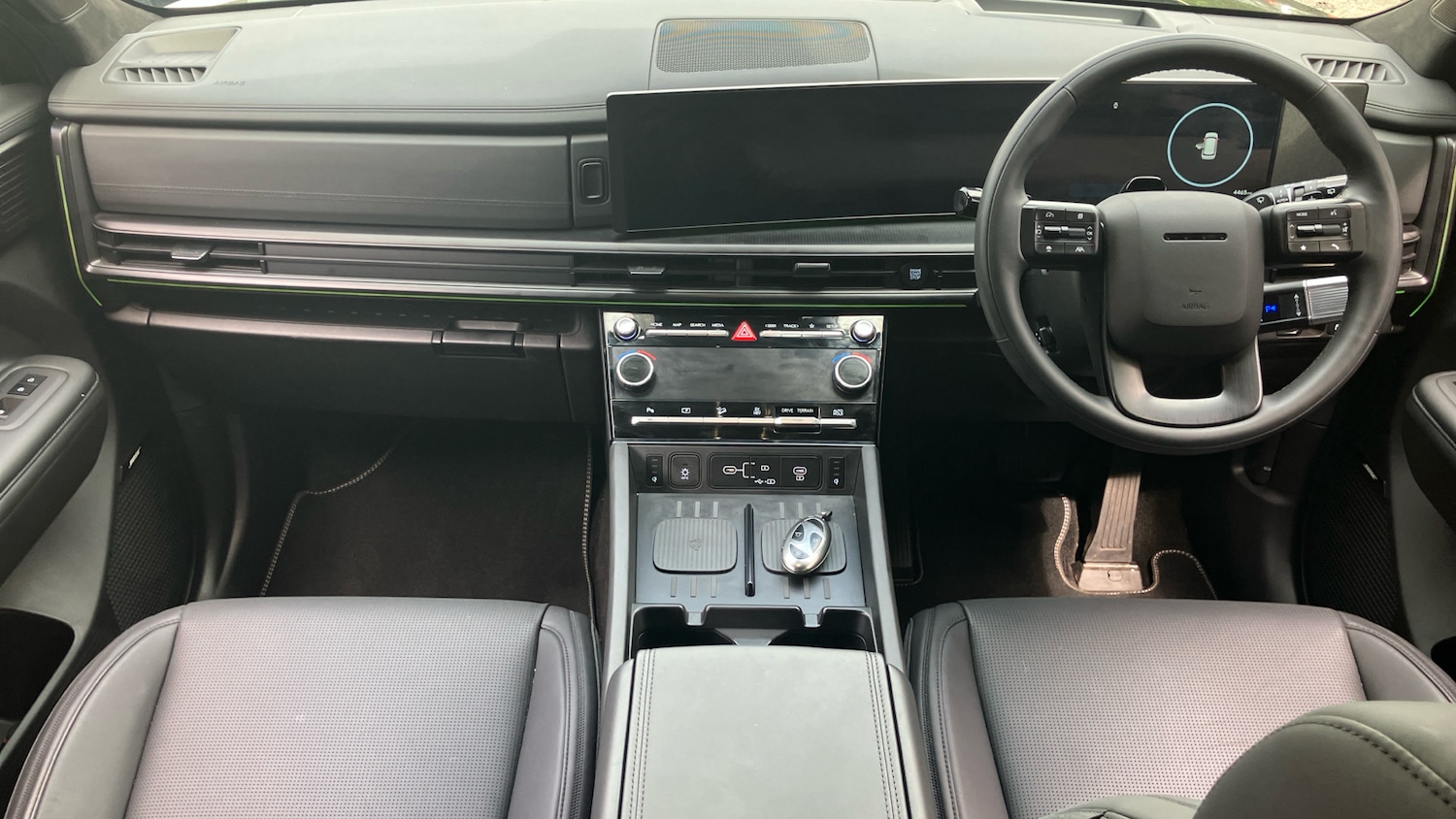 Used Hyundai Santa Fe 2025 for sale - 77023924: Photo 10