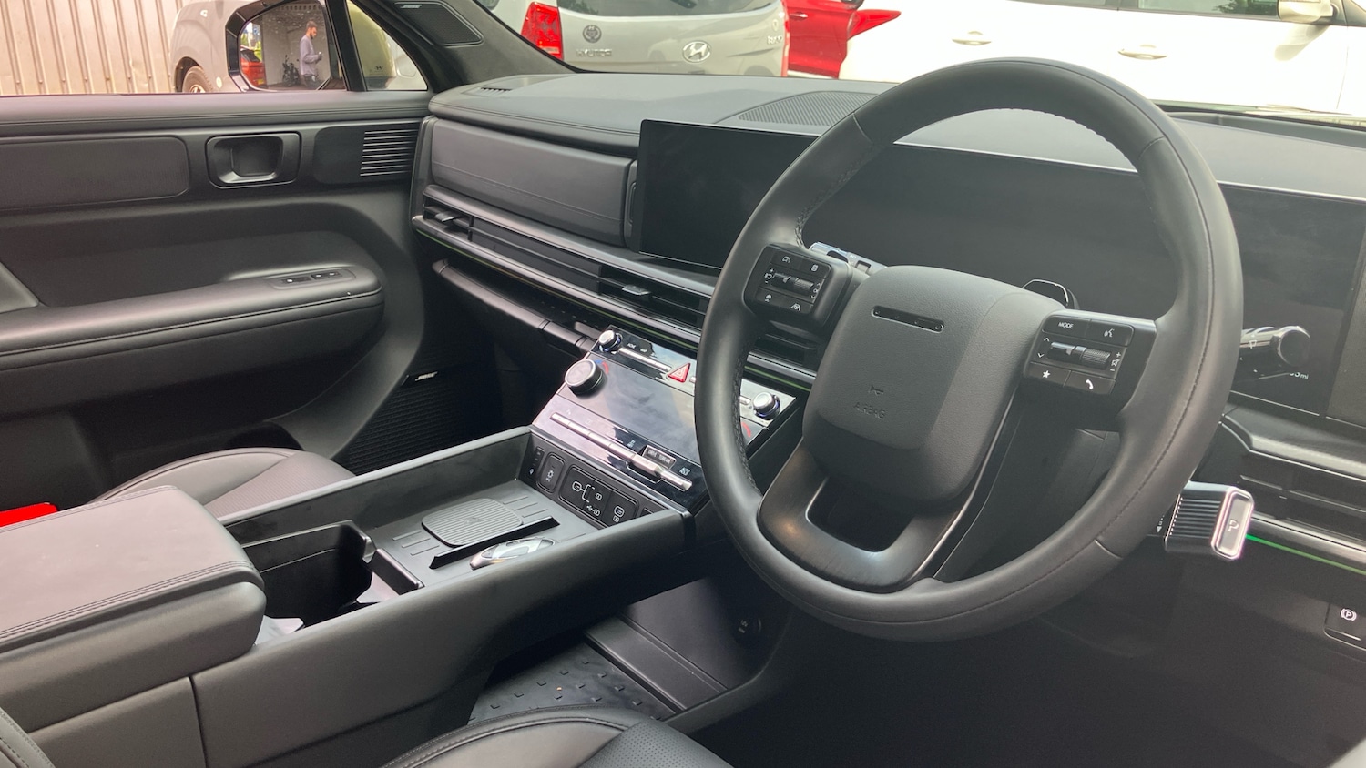 Used Hyundai Santa Fe 2025 for sale - 77023924: Photo 11